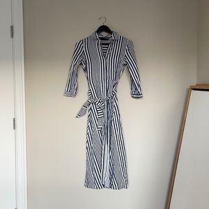 Quarter sleeve blue and white striped midi dress